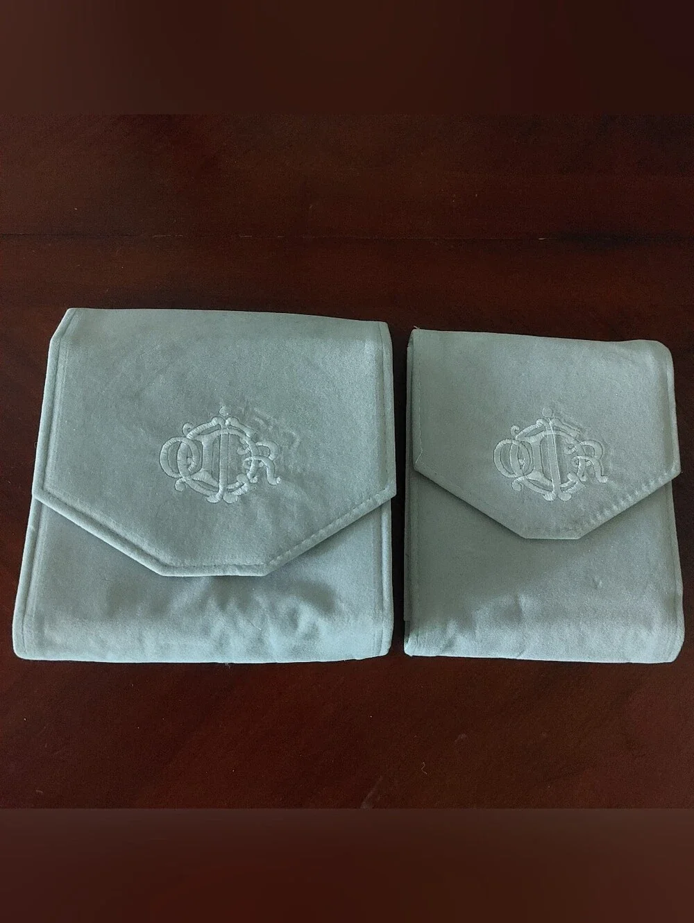 Rare Vintage Christian Dior "Perles" Velvet Jewelry Pouch Set (2 Sizes) - Picture 2 of 16